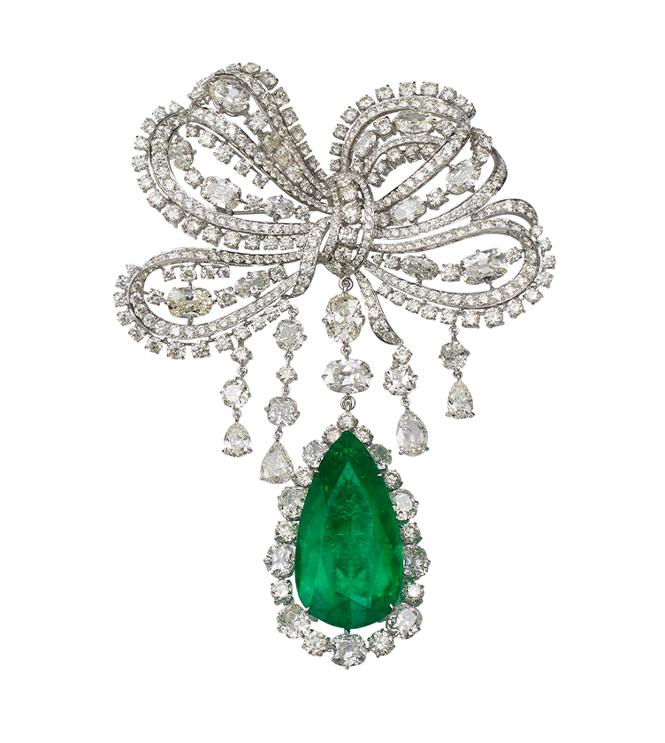 TASAWUR EMERALD AND DIAMOND BROOCH